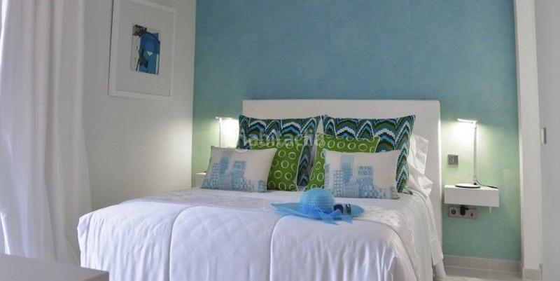 Foto bb9ac11a-1e8a-43dd-8347-564378be343d. Maison jumelée avec piscine dans Romana Playa Marbella