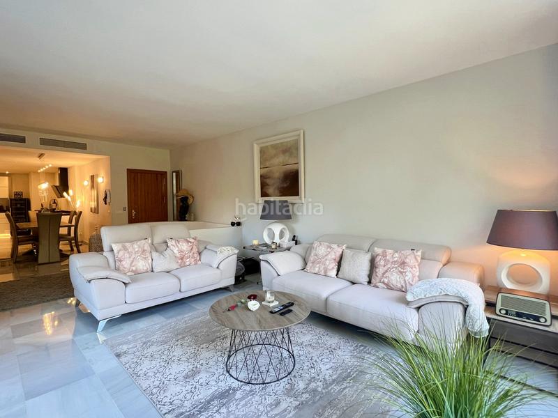 Foto a7a2a8c8-cfc6-47aa-9c97-19395212a17f. Apartamento en avenida tomás pascual 128 fantastico apartamento de 3 dormitorios en La Quinta, benahavis en Benahavís