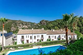 Lloguer Casa adossada a N/a. Casa en alquiler en benahavis pueblo