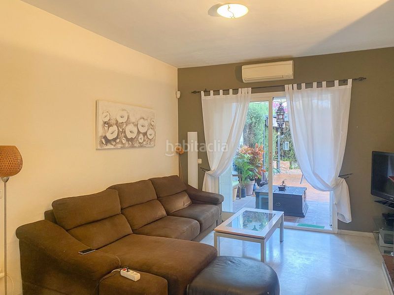 Foto f4ae6dc0-c3a6-4f13-9d03-8ef8eb3fd99e. Casa adossada a n/a a Rodeo Alto - Guadaiza - La Campana Marbella
