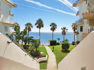 Appartement à Playa Bajadilla - Puertos. Apartamento en venta en primera linea de playa en marbella centr
