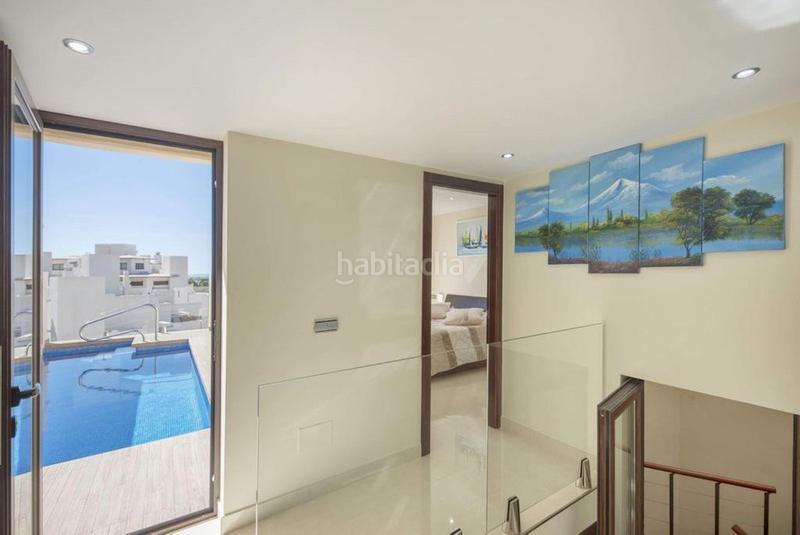 Foto 0eca9264-f233-411f-acc0-b461c8fe87d6. Affitto attico in urbanizacion isabel garden 1 in Estepona