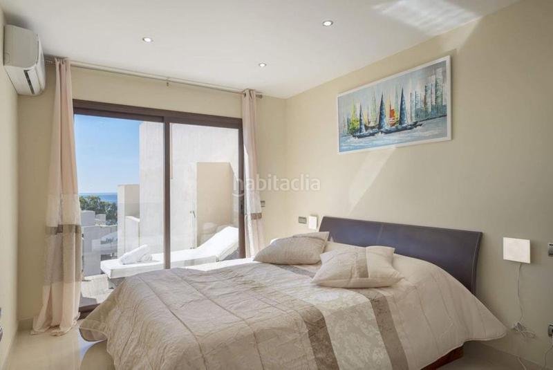 Foto bbeaaa6a-5f04-4449-859f-0153261ee13d. Affitto attico in urbanizacion isabel garden 1 in Estepona