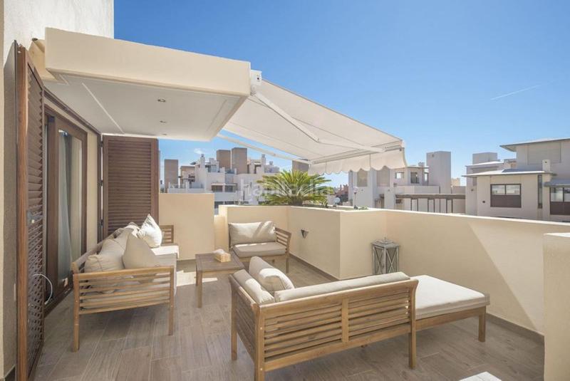 Foto afdf2703-f13e-4acf-8fa1-0a10eb29d89b. Rent penthouse in urbanizacion isabel garden 1 in Estepona