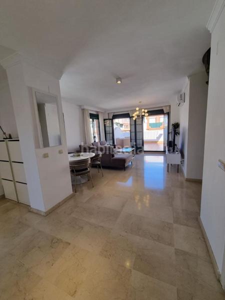 Foto 7e165e9a-209c-40af-9a53-dd7471945389. Affitto duplex con piscina in Nueva Atalaya Estepona