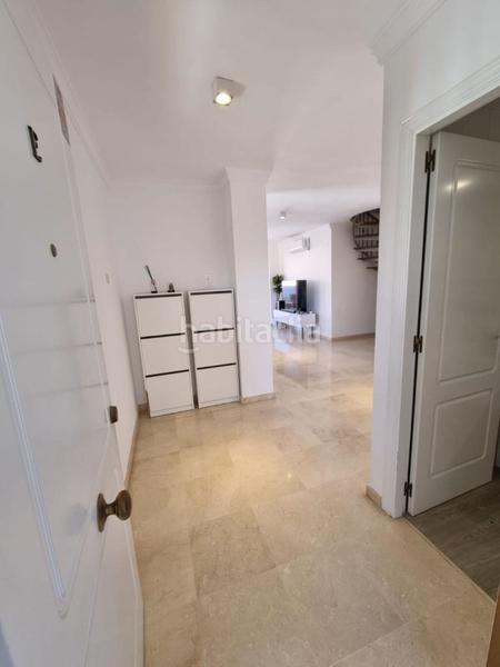 Foto a1a4fa95-5ea2-4053-a143-7799dcbea667. Affitto duplex con piscina in Nueva Atalaya Estepona
