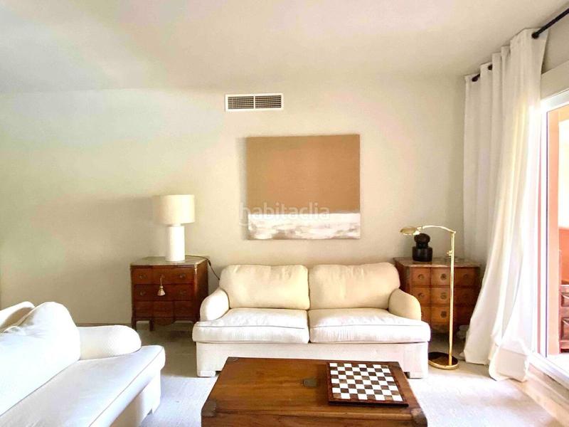 Foto b3e5d412-3820-4645-bc28-85b87260ffe3. Location appartement avec piscine dans Casasola Estepona