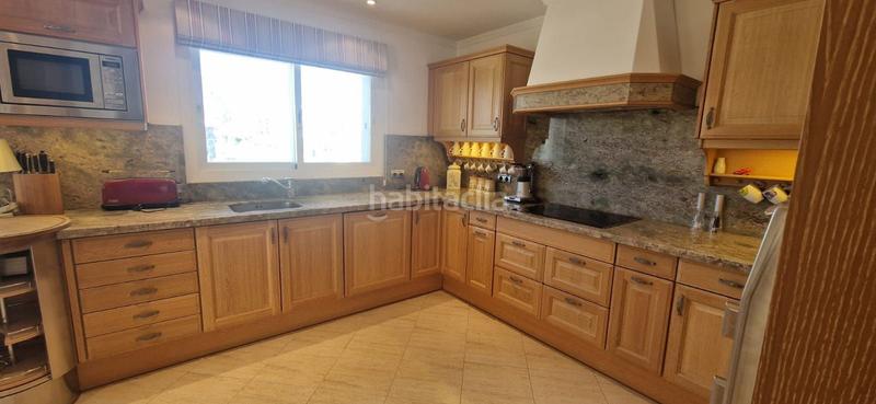 Foto c5fd92a1-7d50-475e-89d6-1328df87f644. Location chalet avec piscine dans La Alquería Benahavís