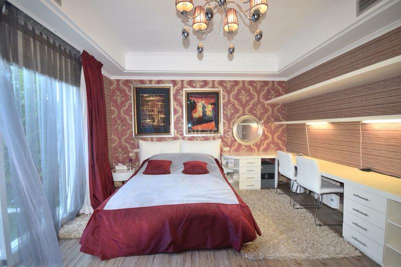 Foto 07a5effa-f08c-4763-b0c1-d4fbc9d03214. Location appartement dans n/a dans Las Lomas de Río Verde Marbella