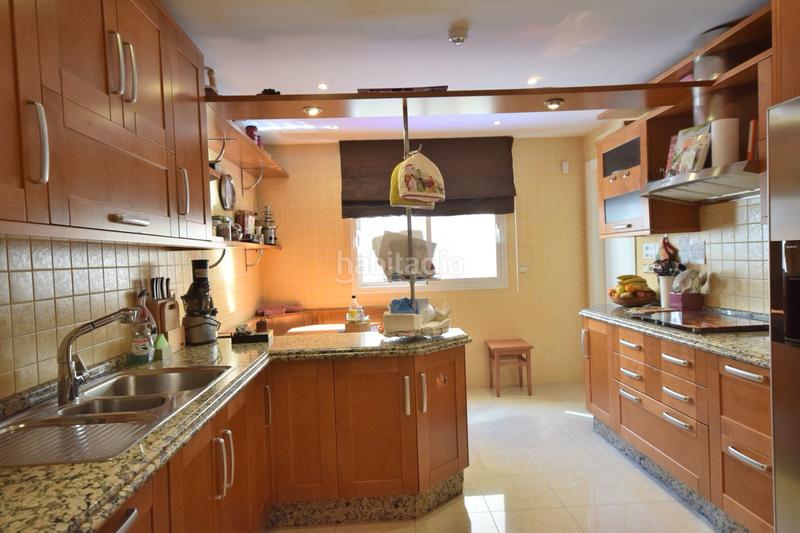 Foto eb729810-5b94-4793-b4ea-69a9b2b8b9a3. Rent apartment in n/a in Las Lomas de Río Verde Marbella