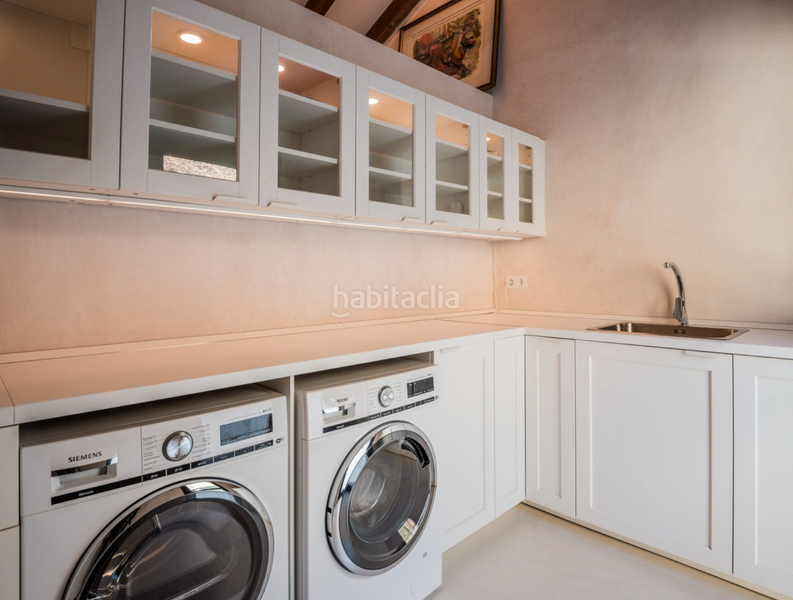 Foto d35ae0fa-3948-4f7f-ad5d-ee321e46a691. Chalet increible villa en venta en altos de Estepona Estepona