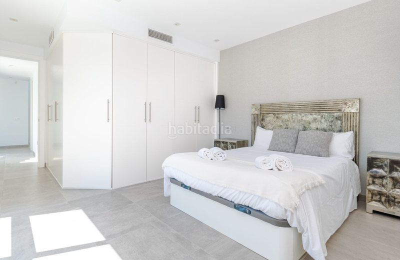 Foto 4bc4a0dd-ced3-4113-b90d-2c86184ceef9. Chalet avec parking piscine dans Las Brisas Marbella