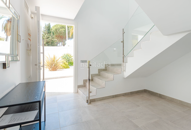 Foto d1b7f183-4c1a-4dae-b7ae-d5204d6cd286. Chalet avec parking piscine dans Las Brisas Marbella