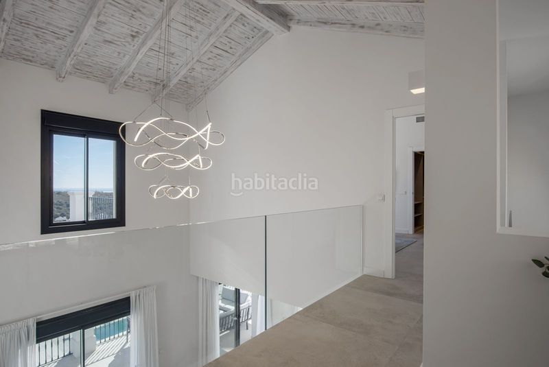 Foto 585e7244-cf64-4eb5-ab57-8e45fc99bc9f. Xalet amb calefacció aparcament piscina a El Paraíso Benahavís