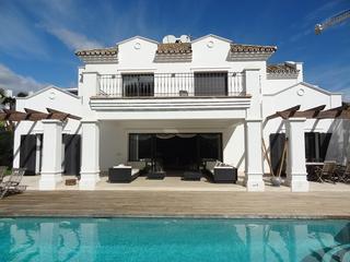 Lloguer Casa a Lomas de Marbella Club. Elegant 6 bedroom villa in prime location of altos de puente rom