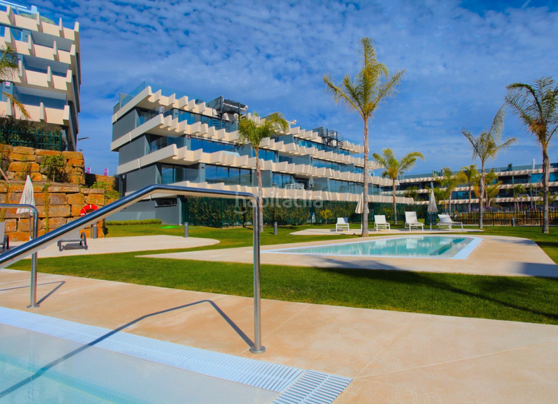 Foto b15091b5-848c-4699-8534-bdc8217b5df9. Erdgeschoss mit pool in La Concha - Resina Golf Estepona