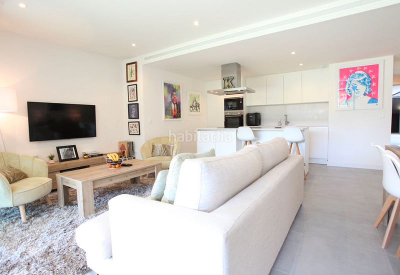 Foto b20fdddd-9179-4669-9684-715067d1d9eb. Erdgeschoss mit pool in La Concha - Resina Golf Estepona