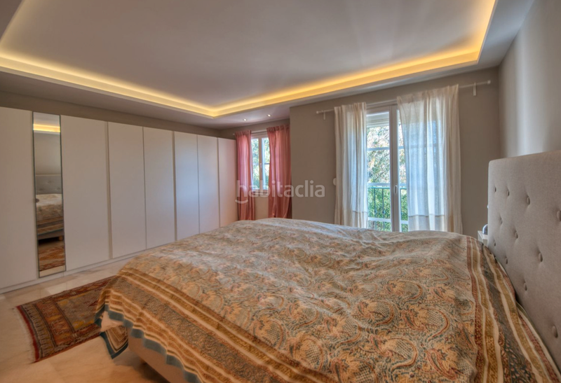 Foto 5903ea88-2a9f-4843-a0e4-e7035e8197b1. Casa a schiera con camino piscina in Guadalobón Estepona