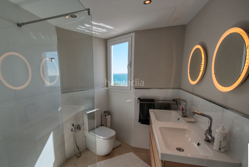 Foto a9d33541-71c5-49b1-8b99-ca0ec64a261b. Casa a schiera con camino piscina in Guadalobón Estepona