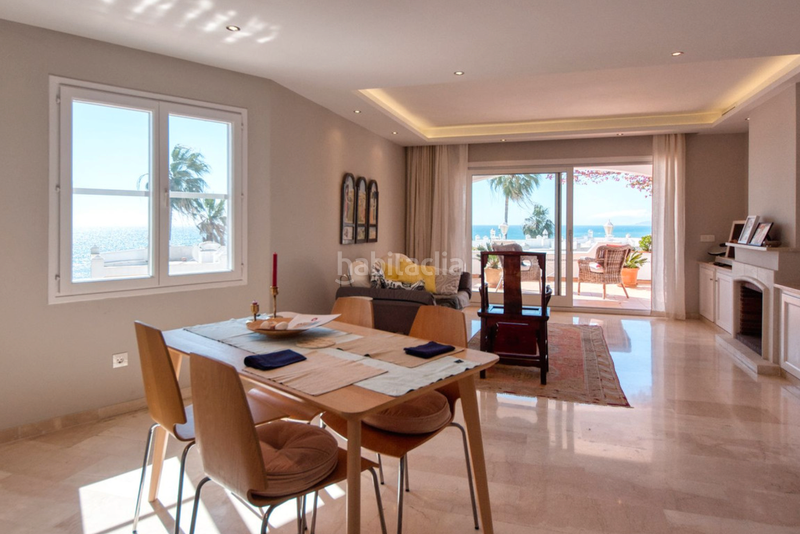 Foto ba5ab286-1f34-43a8-8d0f-0dcf806c78d6. Casa a schiera con camino piscina in Guadalobón Estepona