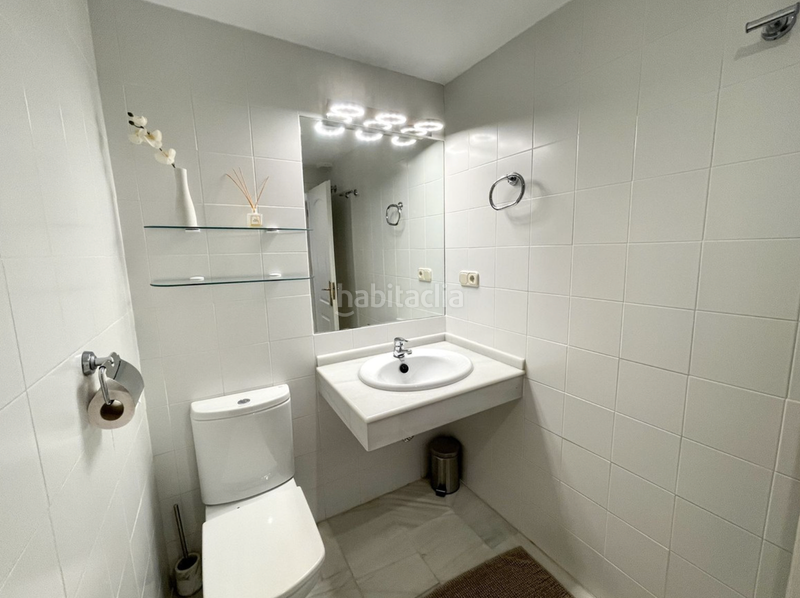 Foto 6b827b03-ef7a-42a6-a8d9-765ba2158fe1. Ático  frente al mar en elviria, en Real de Zaragoza Marbella