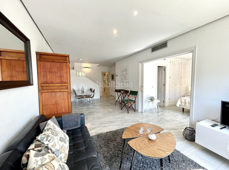 Foto e5a401d1-c0fd-43f3-afb9-aab03d086115. Ático  frente al mar en elviria, en Real de Zaragoza Marbella