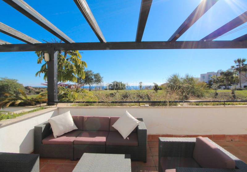 Foto ecdb0445-b28c-4c2d-ae7a-c0676b45b55c. Casa aparellada amb aparcament piscina a Santa Clara Marbella