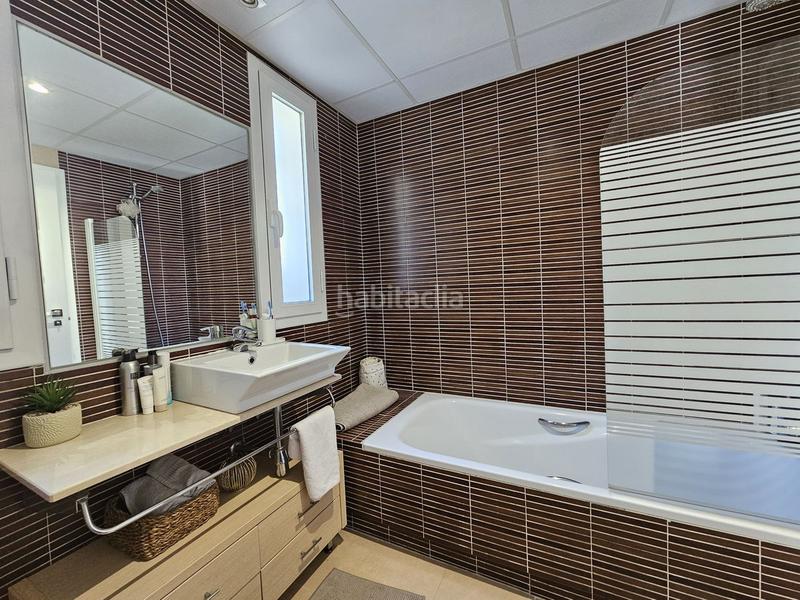 Foto 408ecff8-a22e-445a-8b1e-95dfc8a9d96d. Dúplex en n/a atico duplex en La Quinta benahavis | valley heights entre the view y aqualina en Benahavís