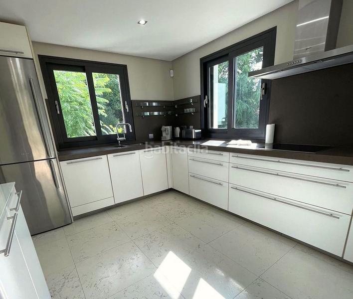 Foto 459a1a2d-4223-442c-9685-810125da8635. Casa in calle cerro muriano 77 in lomas de Marbella club Marbella