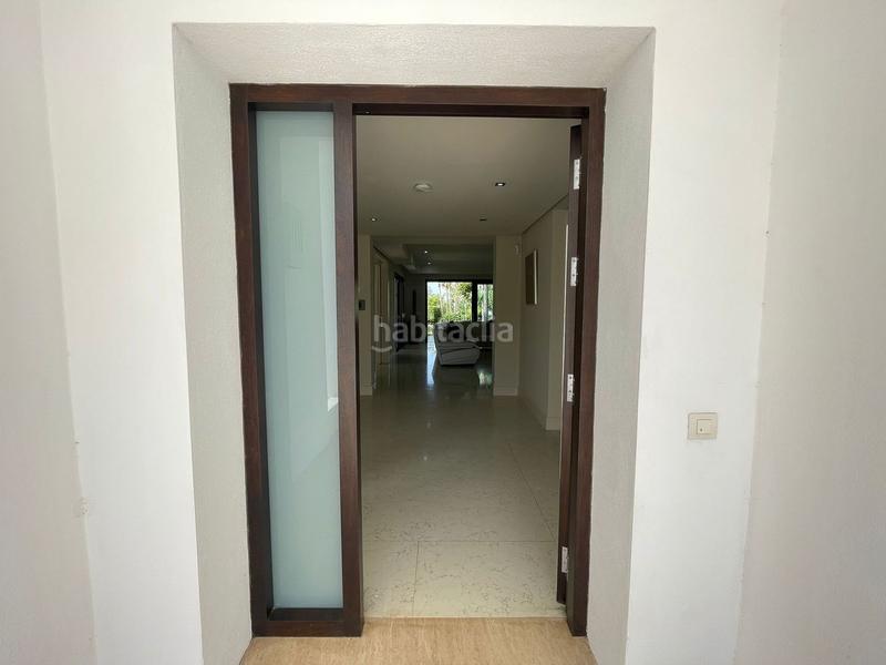 Foto cb00654e-312c-4633-85b7-273c26d8748d. Casa in calle cerro muriano 77 in lomas de Marbella club Marbella