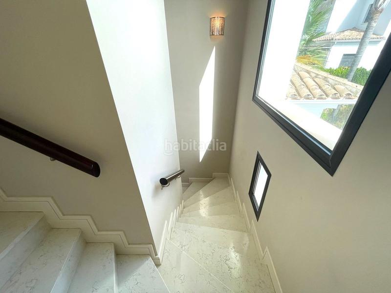 Foto d65721e2-27a6-40c6-b7bb-c04620ffce69. Casa in calle cerro muriano 77 in lomas de Marbella club Marbella