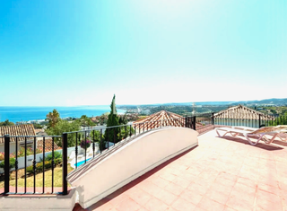 Chalet en Seghers. Villa con impresionantes vistas al mar en estepona