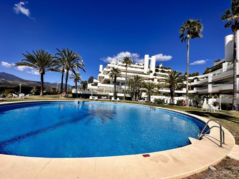 Foto 376a6000-2854-497f-82da-0fceb8ba529b. Apartamento en urbanizacion al riyadh 1b duplex penthouse en golden mile lomas club | las terrazas de las lomas en Marbella