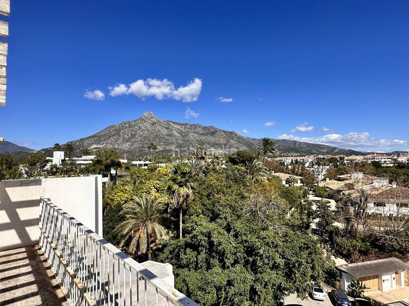 Foto 7da7ecfa-15e0-4a74-bb91-481c9d317541. Apartamento en urbanizacion al riyadh 1b duplex penthouse en golden mile lomas club | las terrazas de las lomas en Marbella