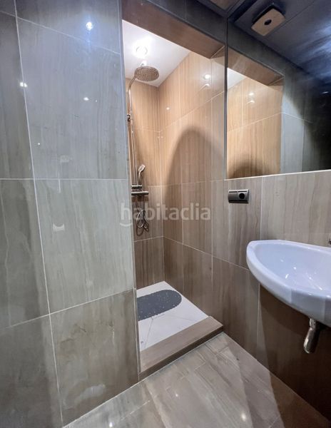 Foto e39eb45c-feac-400b-943a-b57eee774d9e. Planta baixa amb calefacció aparcament piscina a Estepona