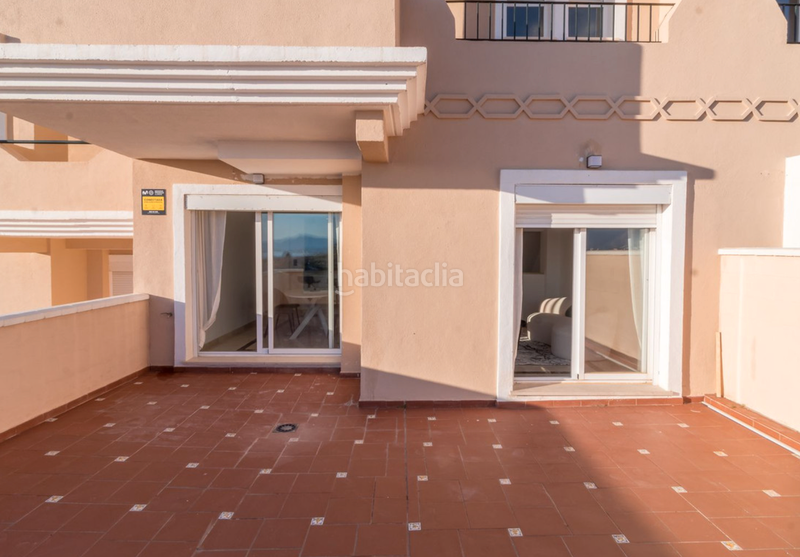 Foto afb18327-ae13-412e-9d8c-92b77fc6aff1. Casa adossada amb xemeneia piscina a La Duquesa Manilva