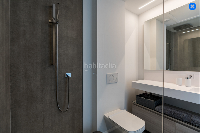 Foto 371bf6e7-d89a-4dd2-a63f-7d06241b2417. Affitto casa a schiera con parcheggio piscina in puerto de Estepona Estepona