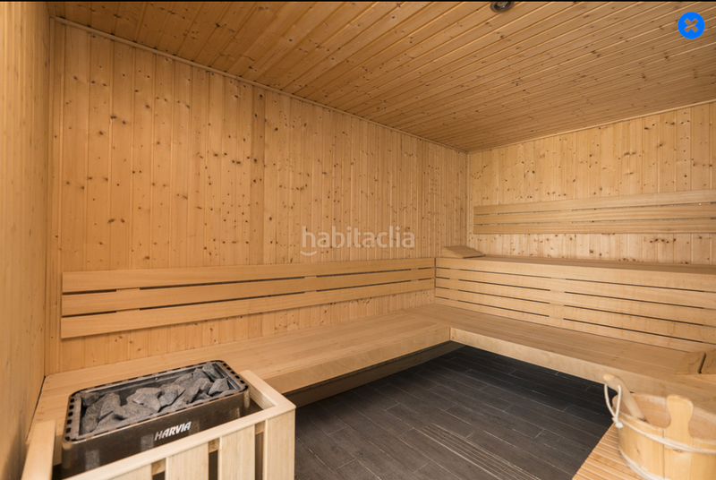 Foto e138daa5-e6b4-4d8b-a66f-2fc70d7aaafe. Lloguer casa adossada amb aparcament piscina a puerto de Estepona Estepona