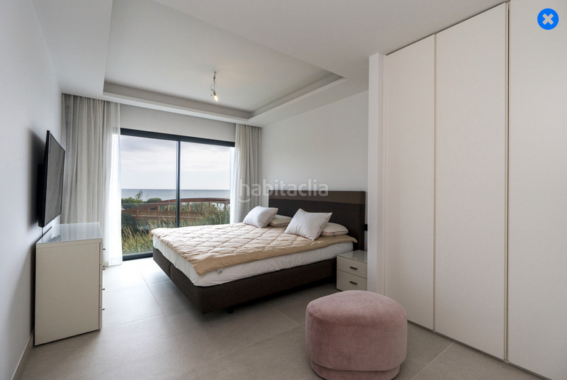 Foto 62eae168-34a0-44c9-86be-93662bcecc35. Rent semi detached house with parking pool in puerto de Estepona Estepona