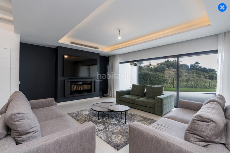 Foto bde644aa-af72-4b68-9510-4af37c9a4a48. Rent semi detached house with parking pool in puerto de Estepona Estepona