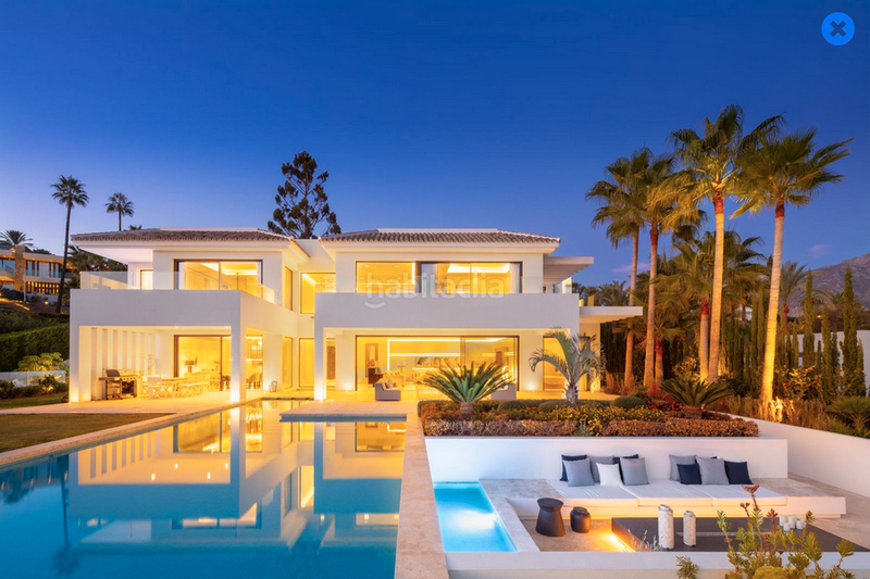 Foto 362a2560-ba83-4d47-99f5-ad17aa7a3493. Lloguer casa amb aparcament piscina a Las Brisas Marbella