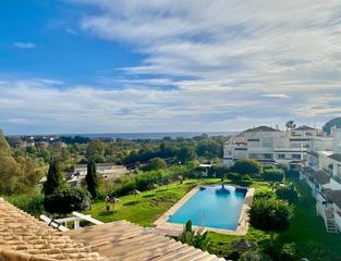 Lloguer Àtic a Avenida de la alcudia 132. Atico en alquiler y venta en lomas de rio real marbella