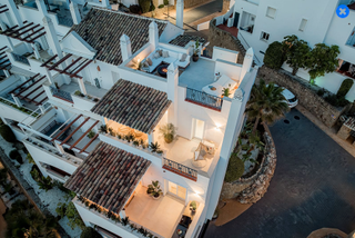 Apartamento en Los Naranjos. Recien reformado a estrenar apartamento de 3 dormitorios en roya