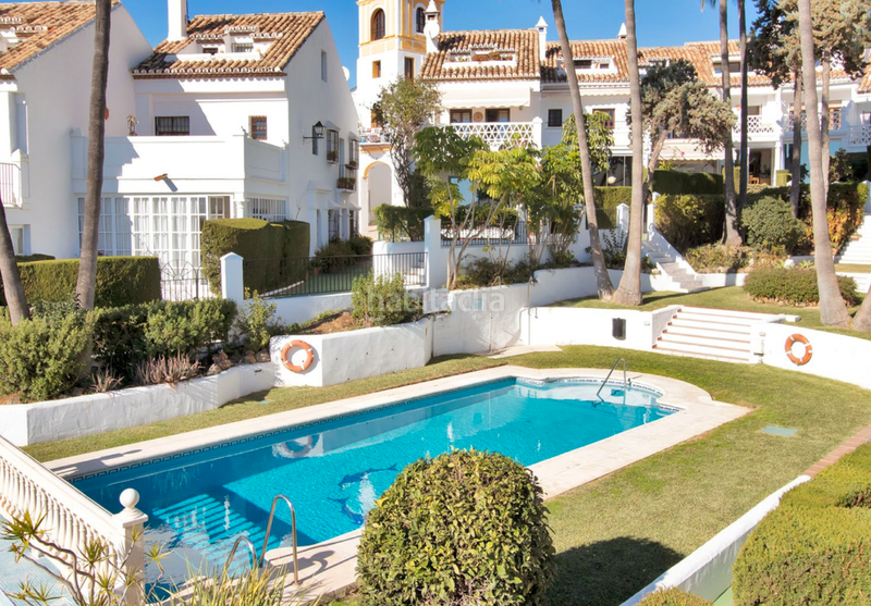 Foto 3a1123bb-6c45-4836-9475-394368f044e3. Casa a schiera in Sierra Blanca Marbella