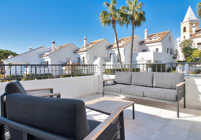 Foto 6504b295-9ef4-4dda-b24d-baa1778c9861. Casa a schiera in Sierra Blanca Marbella