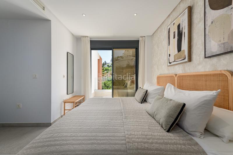 Foto a870cfe0-f42e-4501-a5cc-8cb473216c44. Duplex in urbanizacion alborada 3 in La Quinta Benahavís