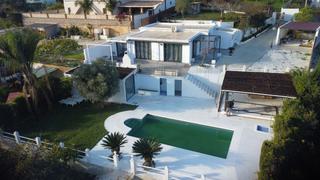 Xalet  N/a. Oportunidad ! villa reformada en altos de los monteros, marbella