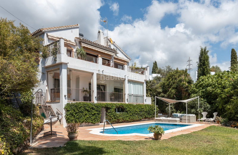 Foto b272179d-d6ae-48ee-83cb-fdac306abfef. Xalet amb xemeneia aparcament piscina a El Rosario - Ricmar Marbella