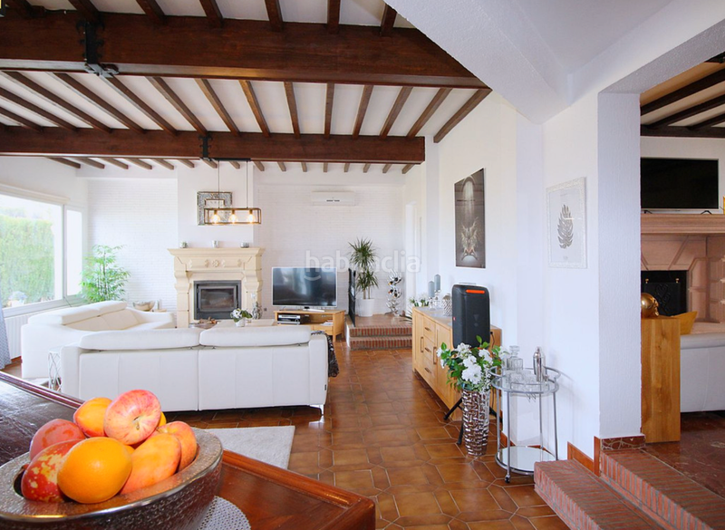 Foto 4cfee7ec-ce49-4a4b-b28d-40e6a1aa228b. Chalet with fireplace parking pool in Coín