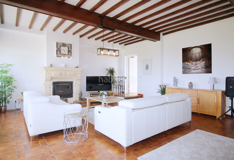 Foto 4f4d26d6-7615-47e1-b0c3-2e714b905428. Chalet with fireplace parking pool in Coín